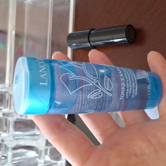 Makeup Bundle - Picture 6 of 7